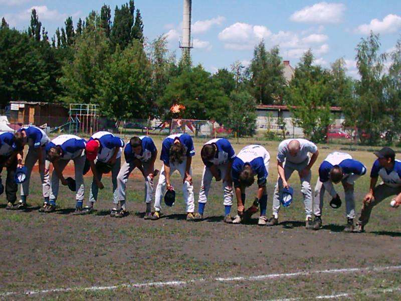 1. Moravsk softballov liga mu, 1. Moravsk softballov liga mu, sobota 28.6.2003, Opava. Zpasy s Taypan Luhaovice a TJ HIT Opava.