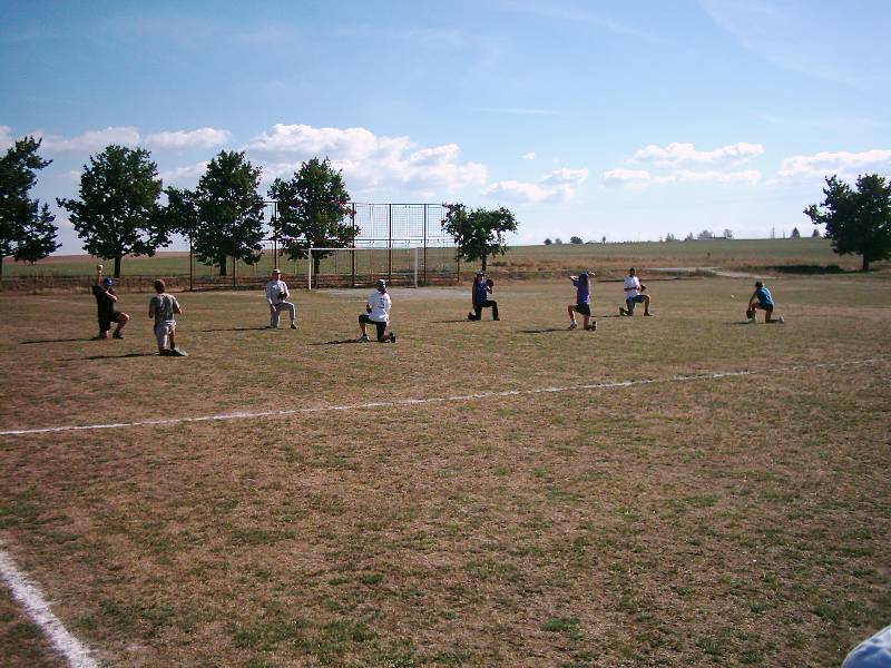 Softballov soustedn v Konn a oslavy 10. vro zaloen klubu v roce 2003.
