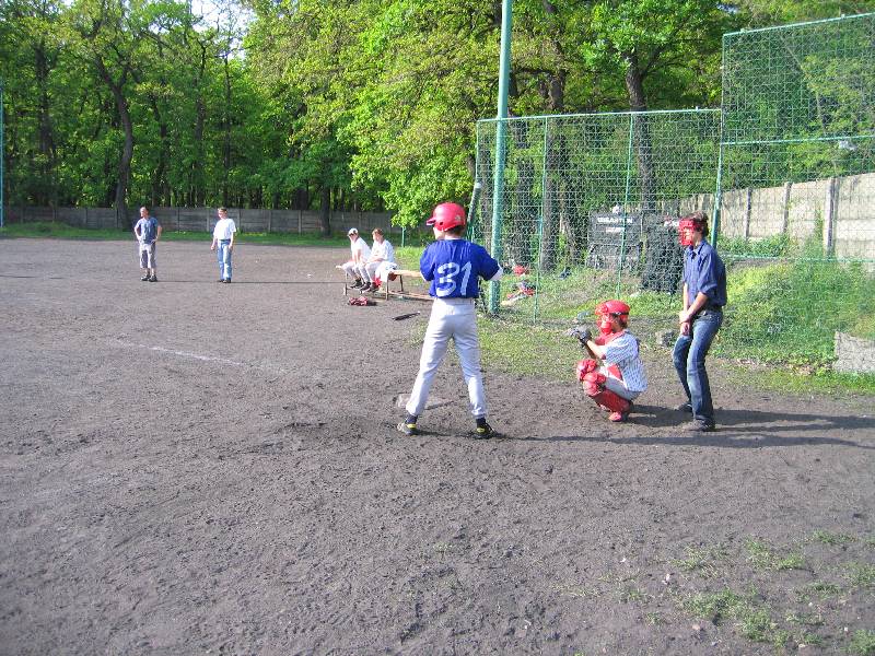 MSL junior 2005, 22.5.2005, Hodonn. Zpasy proti SKG esk Tn a SK Templ Hodonn.