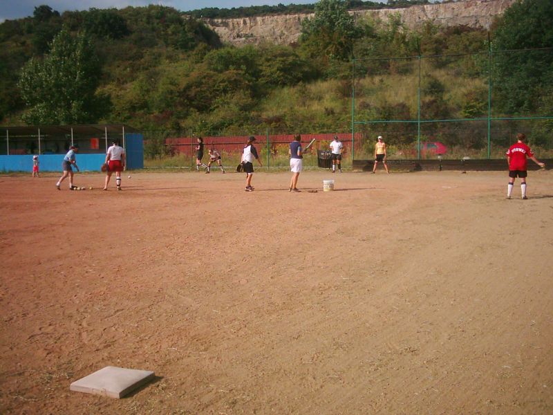 Softballov soustedn v Brn na Hdech v roce 2008.