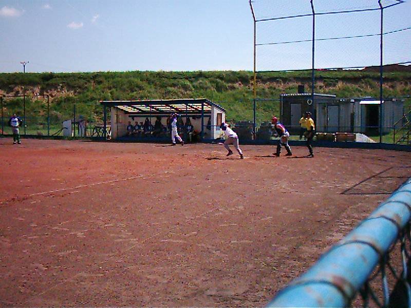 1. Moravsk softballov liga mu, sobota 17.5.2003, Kunovice. Zpasy s TDH Snails Kunovice a Taypan Luhaovice.