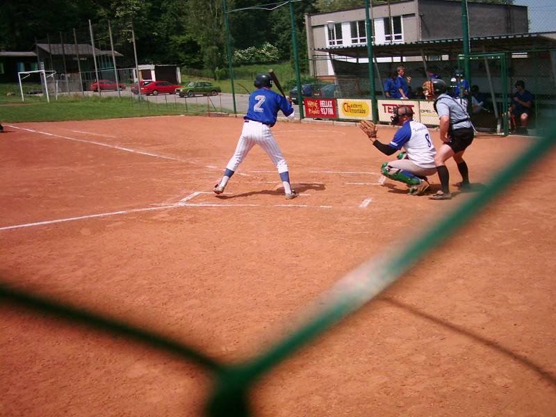 1. Moravsk softballov liga mu, nedle 1.6.2003, Ostrava. Zpasy s SK Slvie OU Ostrava a Taypan Luhaovice.