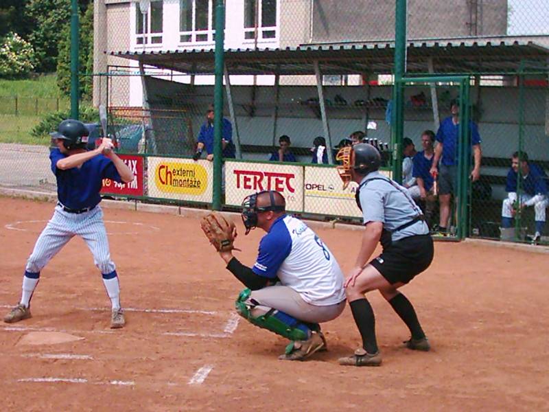 1. Moravsk softballov liga mu, nedle 1.6.2003, Ostrava. Zpasy s SK Slvie OU Ostrava a Taypan Luhaovice.