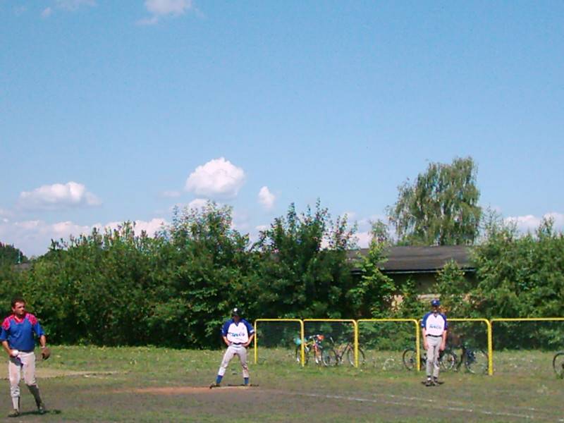 1. Moravsk softballov liga mu, 1. Moravsk softballov liga mu, sobota 28.6.2003, Opava. Zpasy s Taypan Luhaovice a TJ HIT Opava.