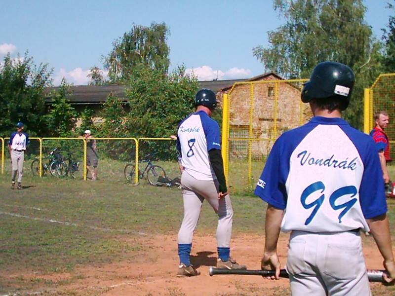 1. Moravsk softballov liga mu, 1. Moravsk softballov liga mu, sobota 28.6.2003, Opava. Zpasy s Taypan Luhaovice a TJ HIT Opava.