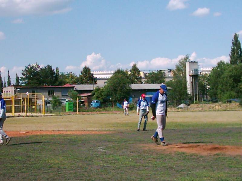 1. Moravsk softballov liga mu, 1. Moravsk softballov liga mu, sobota 28.6.2003, Opava. Zpasy s Taypan Luhaovice a TJ HIT Opava.