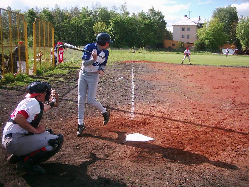 Tak jsme si vyzkoueli jak se hraje baseball.