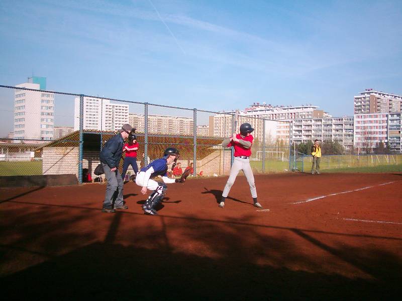 Softballov turnaj junior podan SK Meteor Praha, 2.4. - 3.4.2005, Praha-Meteor.