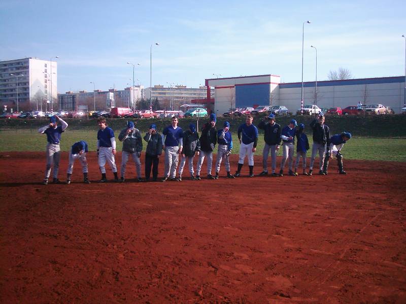 Softballov turnaj junior podan SK Meteor Praha, 2.4. - 3.4.2005, Praha-Meteor.