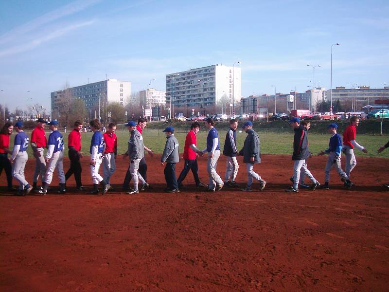 Softballov turnaj junior podan SK Meteor Praha, 2.4. - 3.4.2005, Praha-Meteor.