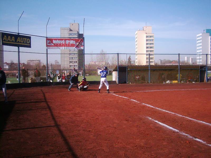 Softballov turnaj junior podan SK Meteor Praha, 2.4. - 3.4.2005, Praha-Meteor.