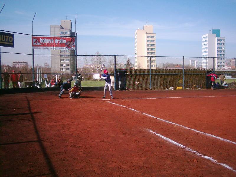 Softballov turnaj junior podan SK Meteor Praha, 2.4. - 3.4.2005, Praha-Meteor.