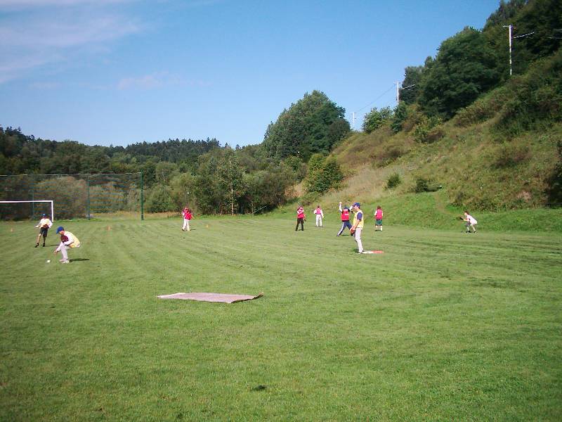 Softballov soustedn v Lun u Vsetna v roce 2005.