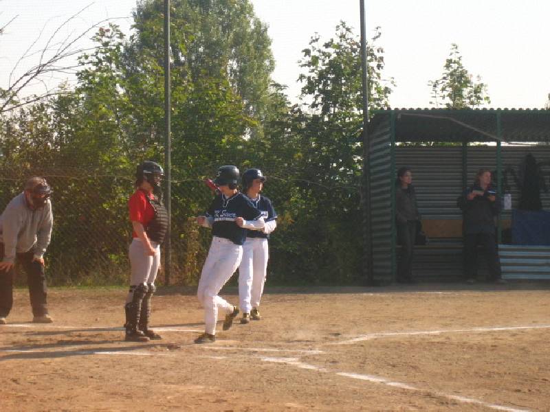 MSL juniorek 2005, 24.9.2005, Brno-Krav hora. Zpasy proti VSK Technika Brno a BSK Univerzita Brno.