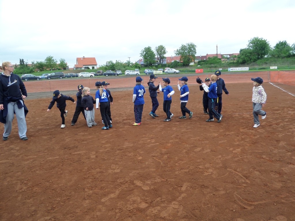 Bee Ball, 17.5.2014, Kunovice